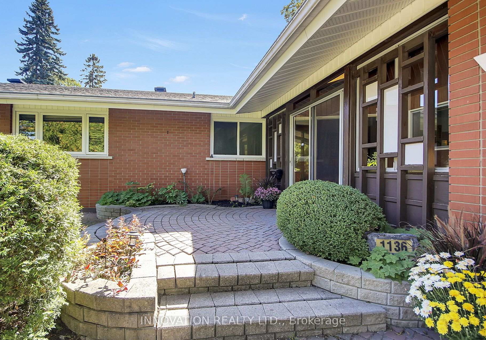 1136-castle-hill-crescent-ottawa-ontario-x13820228