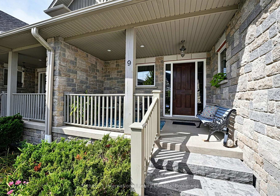 9-meadowbrook-lane-blue-mountains-ontario-x13820276