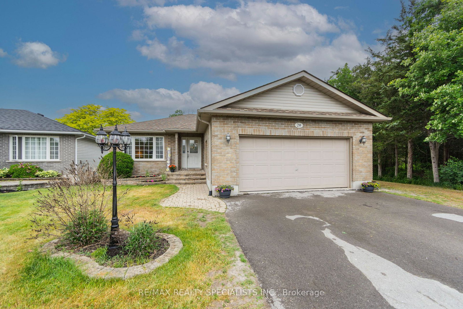 20-stonegate-crescent-quinte-west-ontario-x13820514