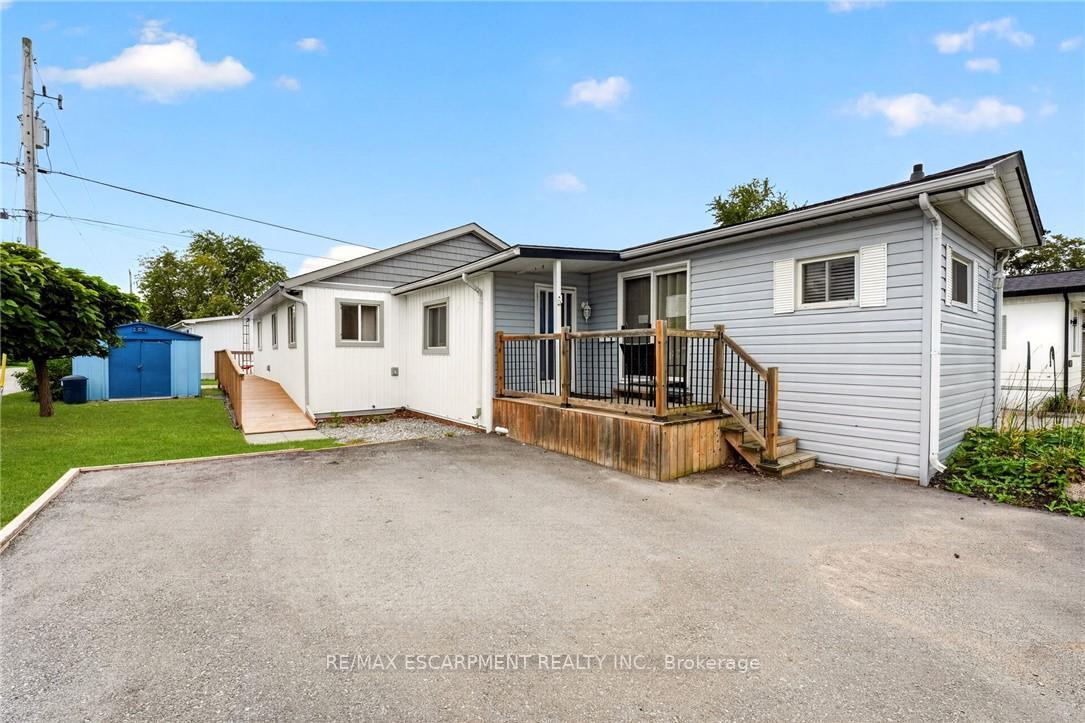 4588-martha-lane-lincoln-ontario-x13820528