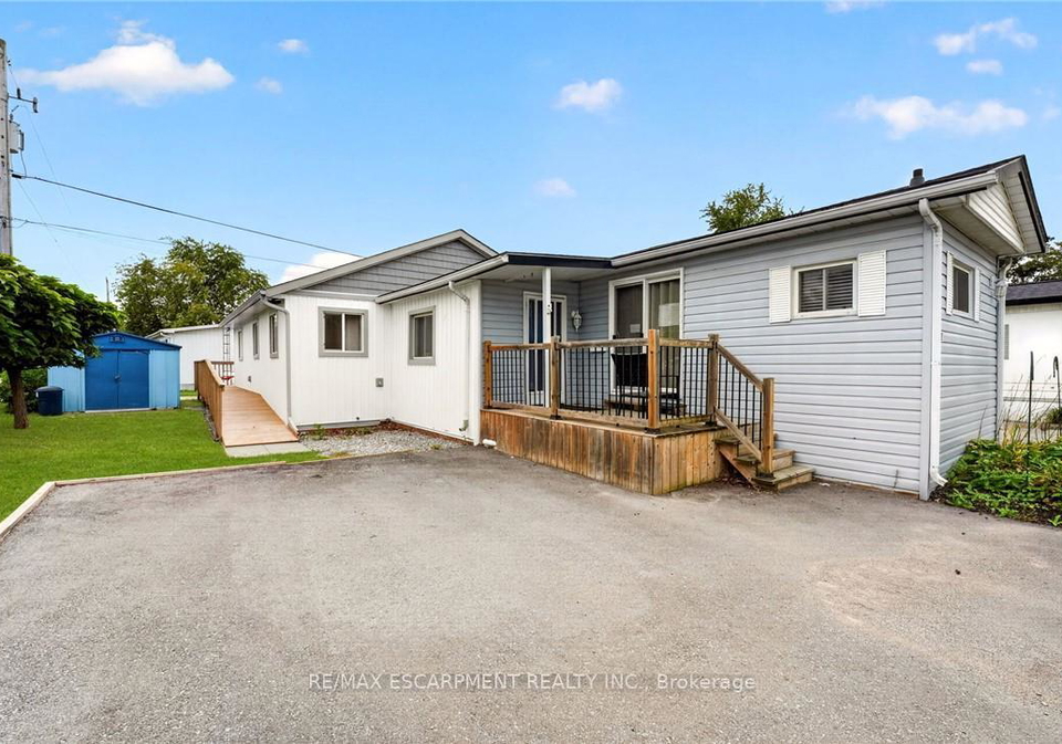 4588-martha-lane-lincoln-ontario-x13820528