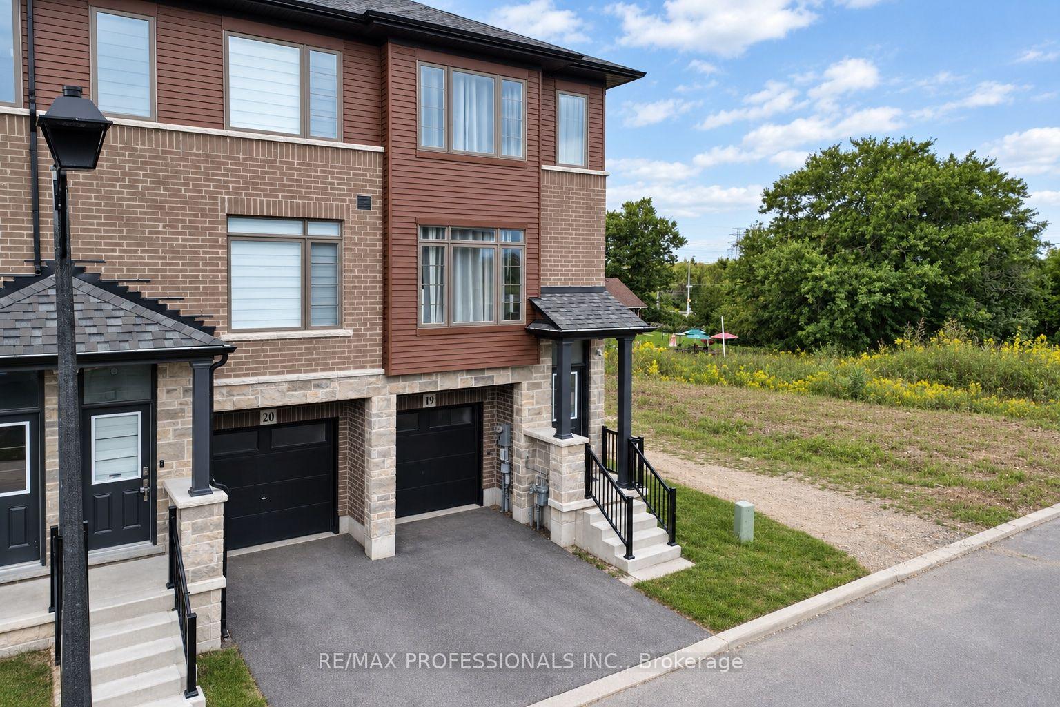 61-soho-street-hamilton-ontario-x13820582