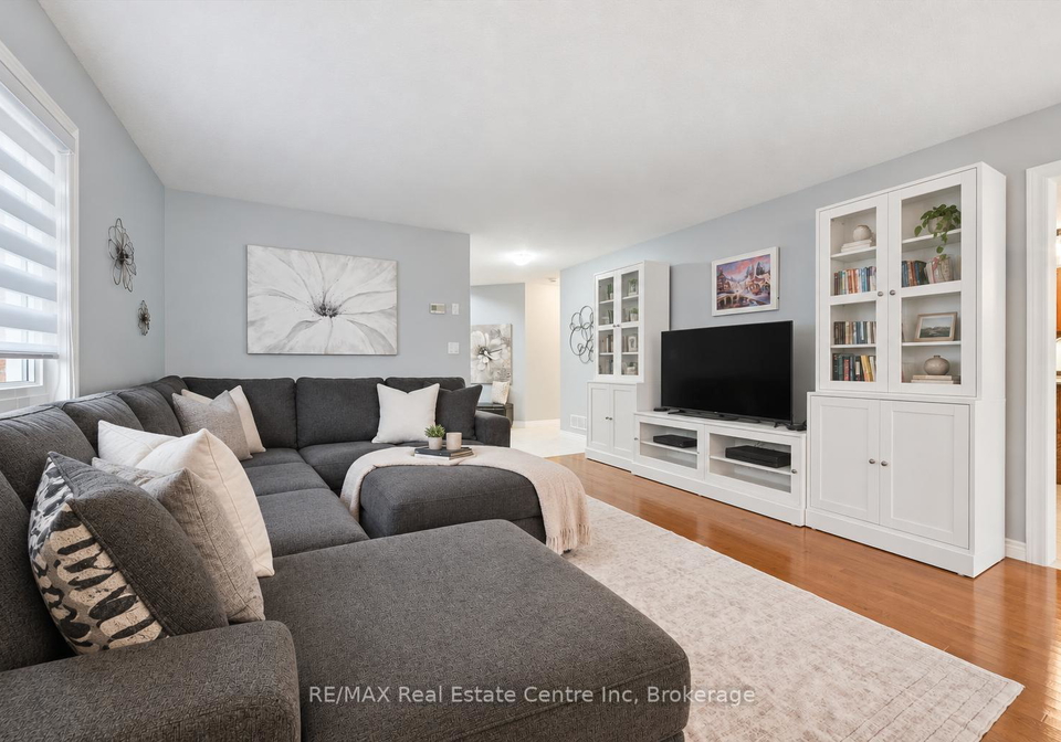 33-washburn-drive-guelph-ontario-x13820634