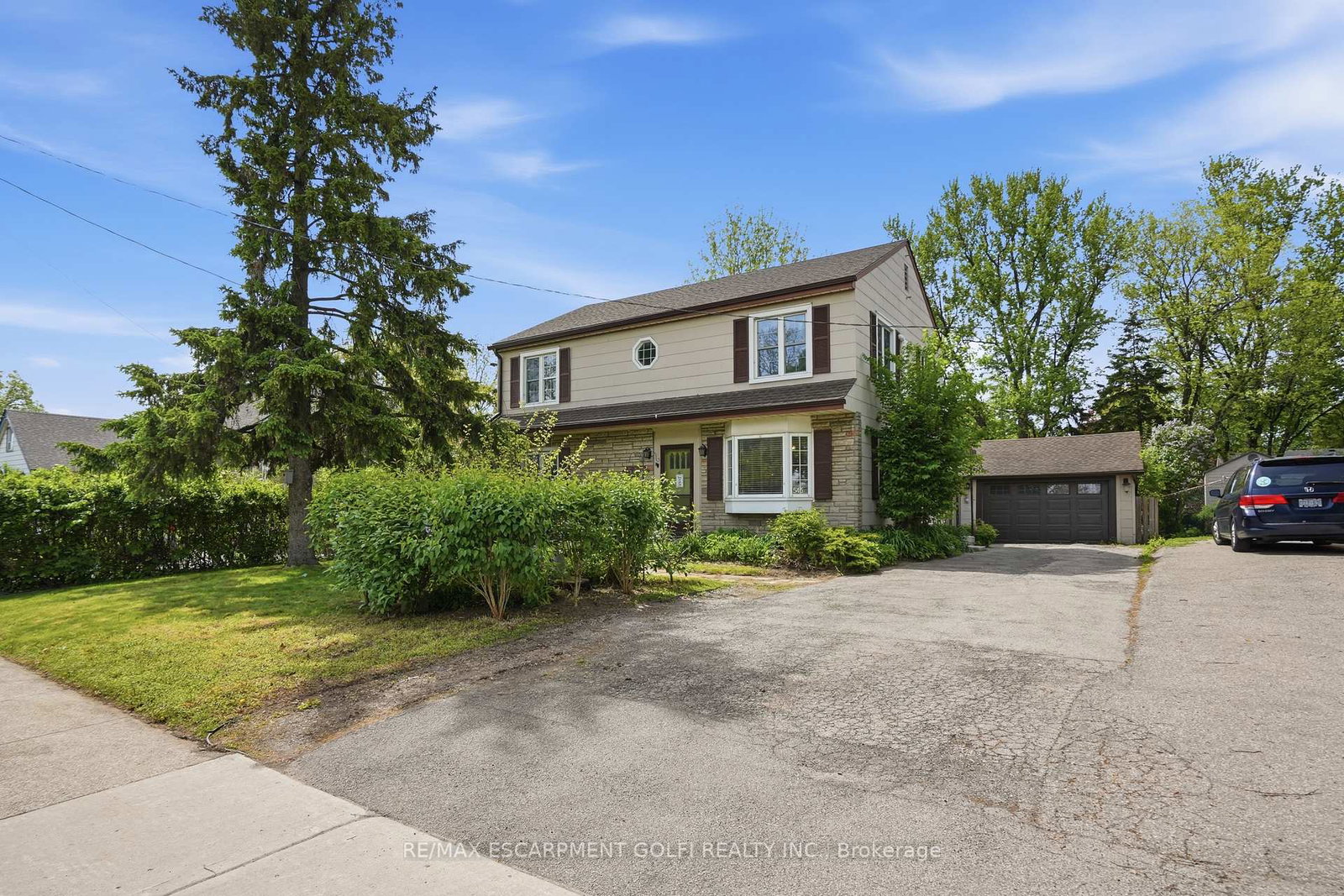 545-mohawk-road-w-hamilton-ontario-x13820700