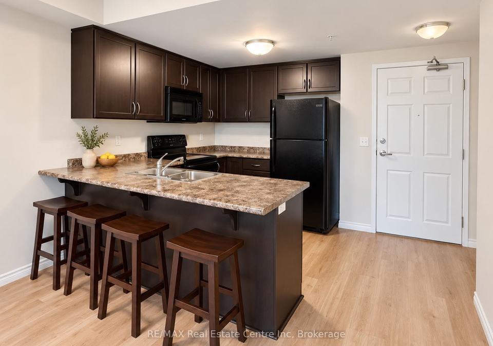 67-kingsbury-square-guelph-ontario-x13821220