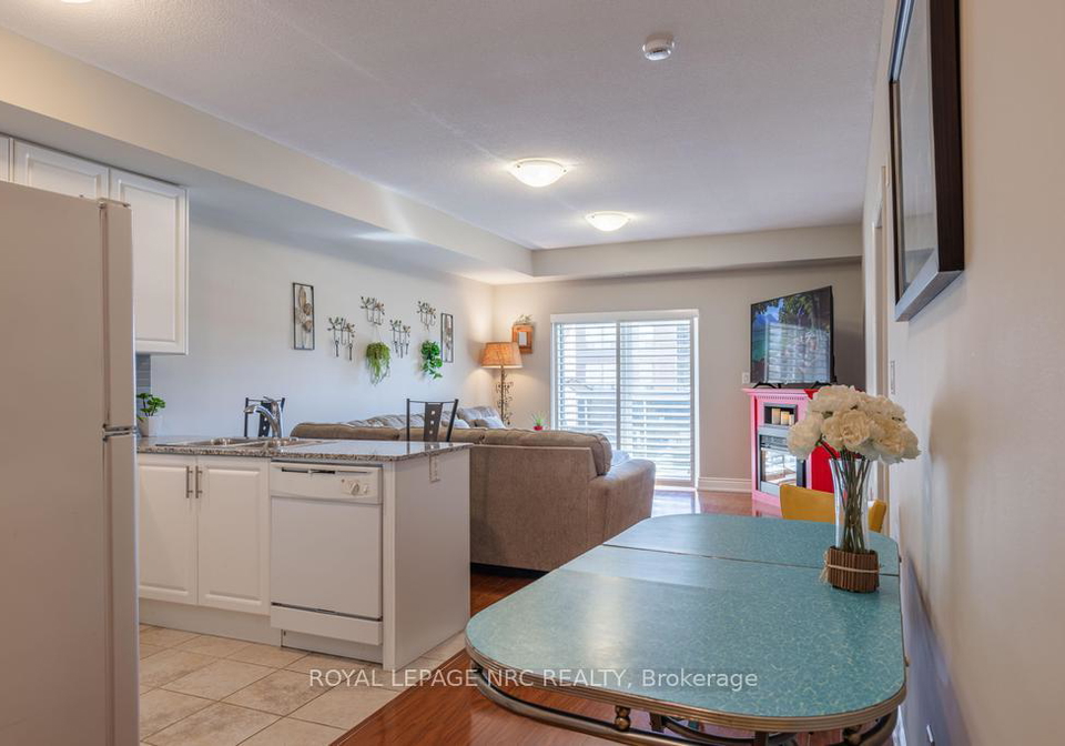 8111-forest-glen-drive-niagara-falls-ontario-x13821244