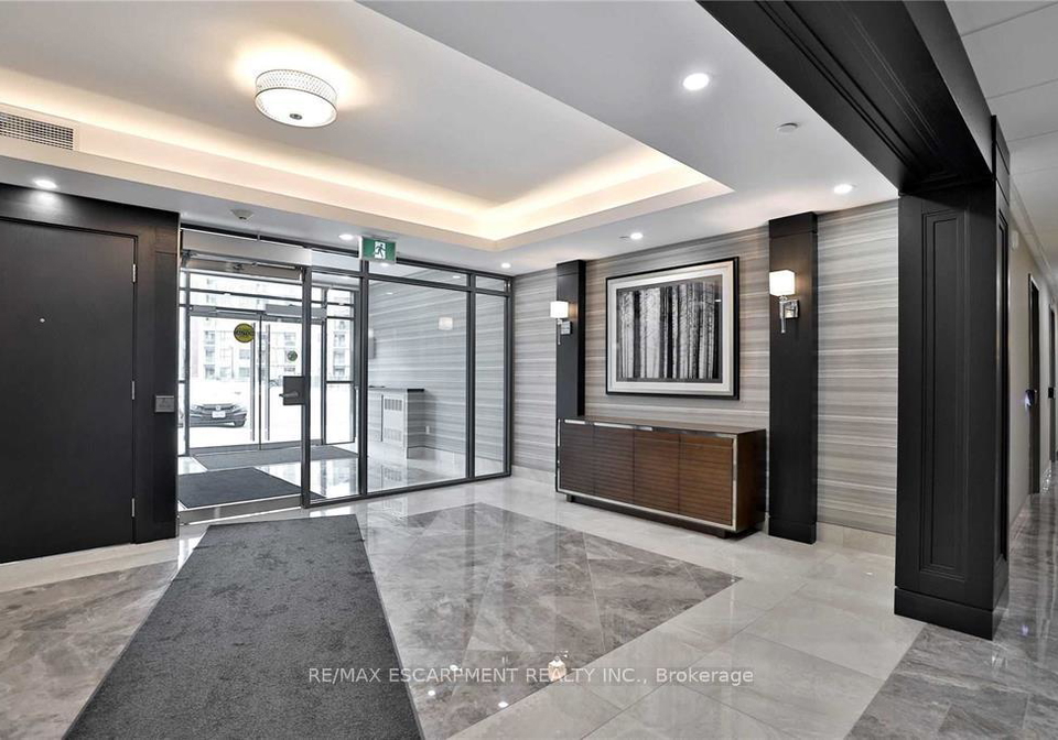 101-shoreview-place-hamilton-ontario-x13821292