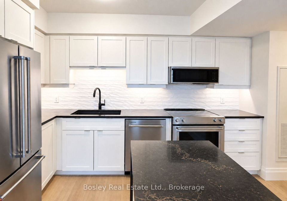 93-arthur-street-s-guelph-ontario-x13821456