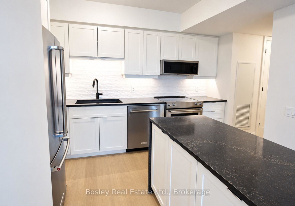 93-arthur-street-s-guelph-ontario-x13821456