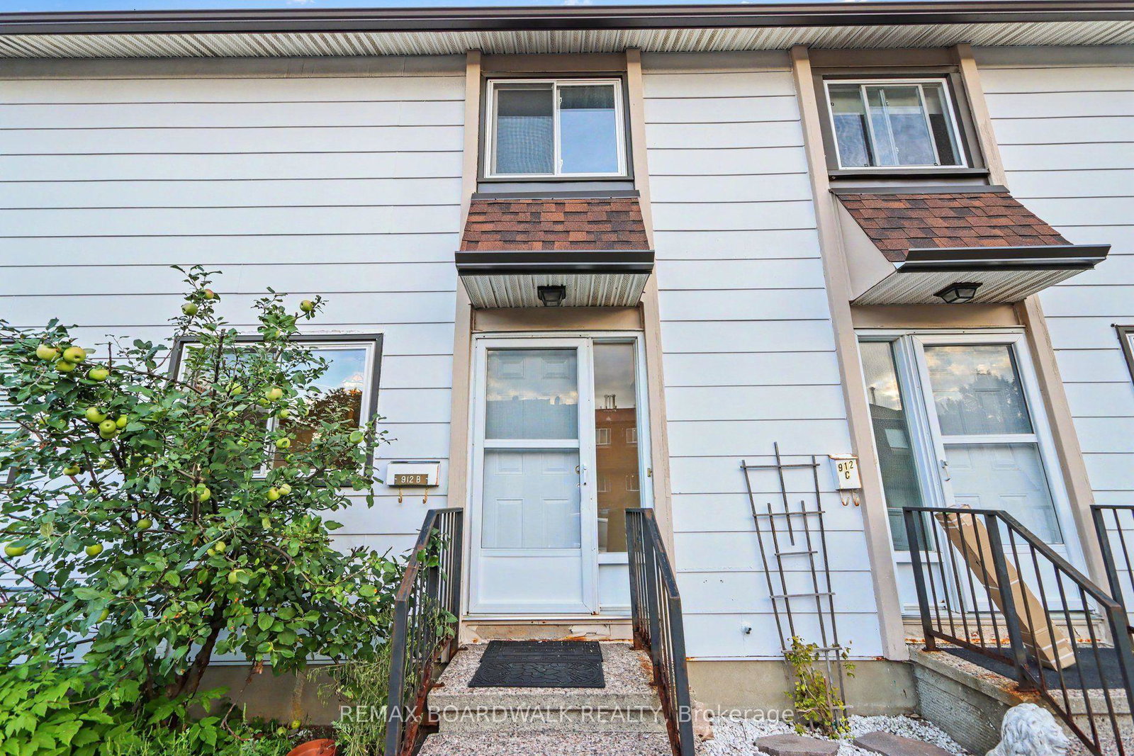 912-b-elmsmere-drive-ottawa-ontario-x13821470