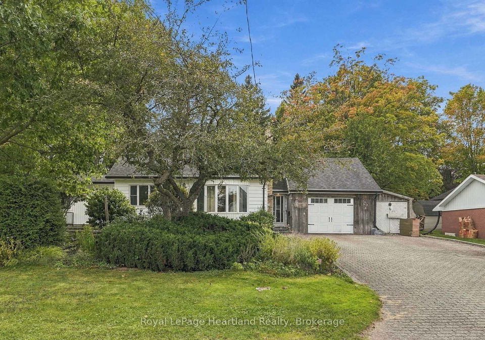 156-queen-street-s-minto-ontario-x13821566