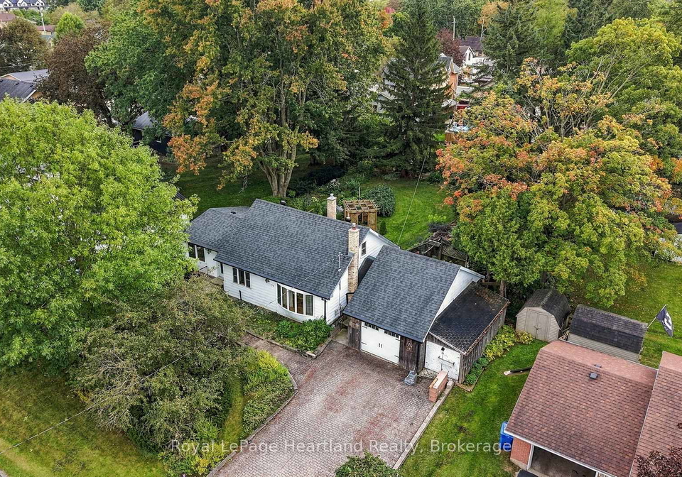 156-queen-street-s-minto-ontario-x13821566