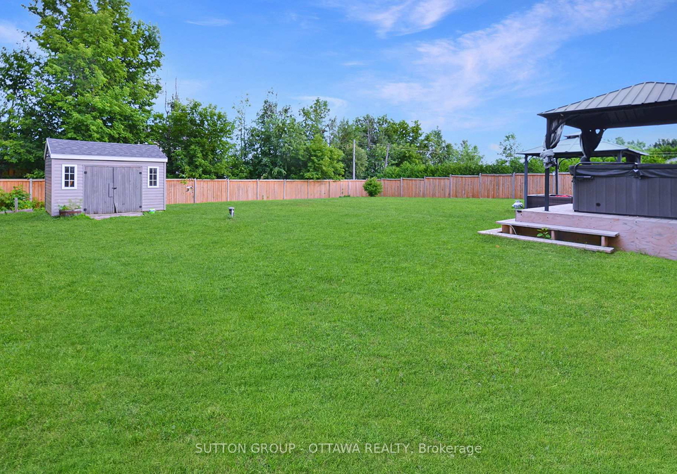 588-russell-road-clarence-rockland-ontario-x13821672