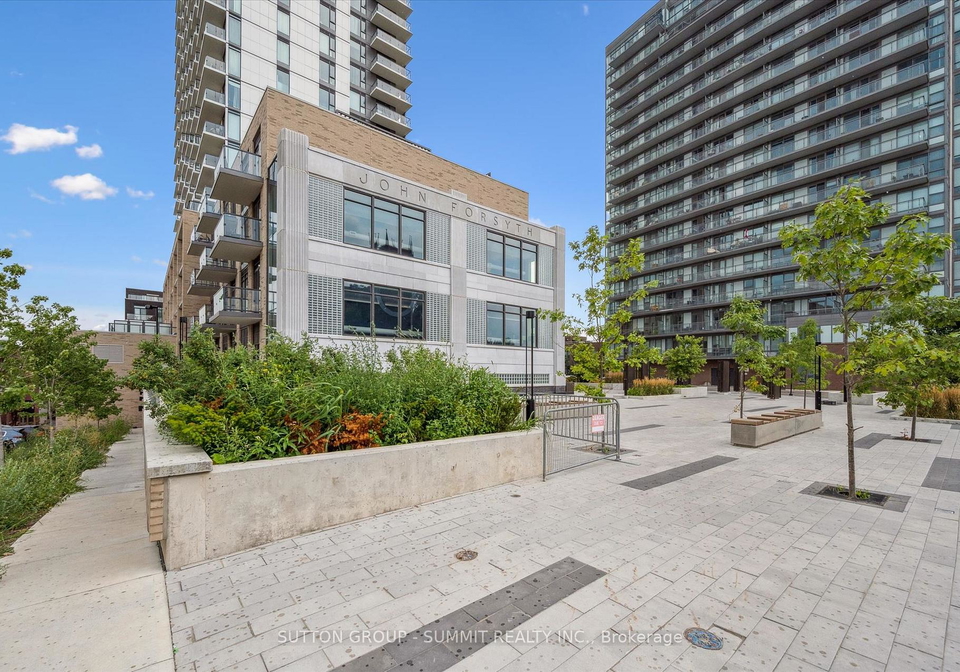 55-duke-street-w-kitchener-ontario-x13821718