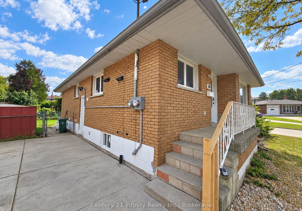 109-purdy-crescent-hamilton-ontario-x13821736