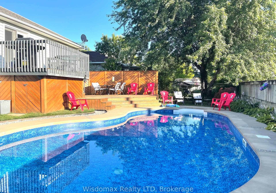 8272-woodsview-crescent-niagara-falls-ontario-x13821894