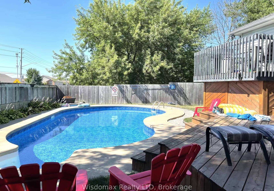 8272-woodsview-crescent-niagara-falls-ontario-x13821894