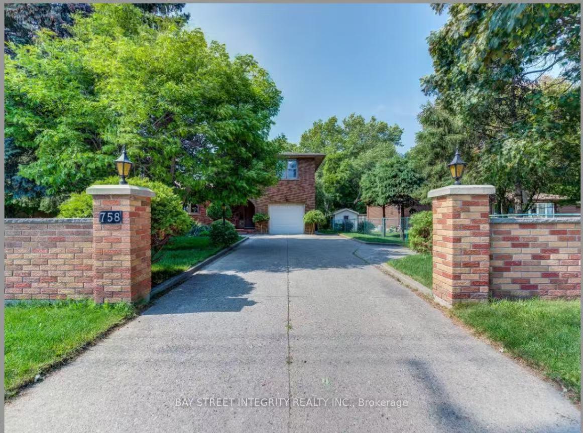 upper-758-bradley-avenue-london-south-ontario-x13822036