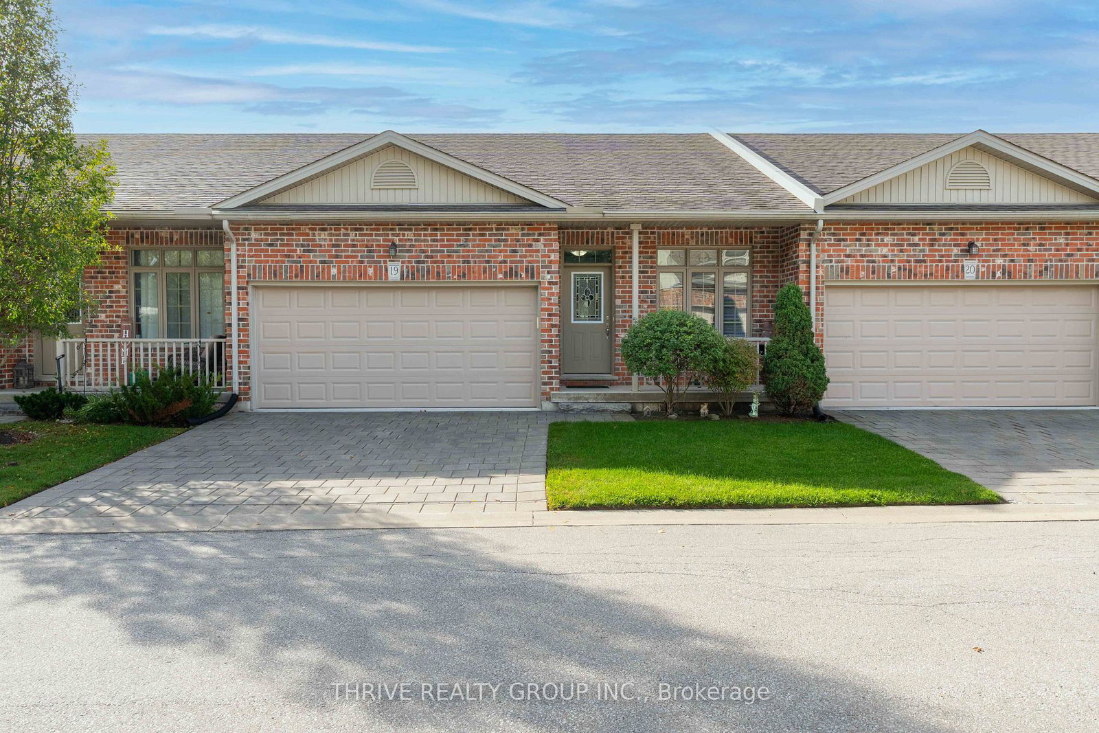 220-walnut-street-lucan-biddulph-ontario-x13822122