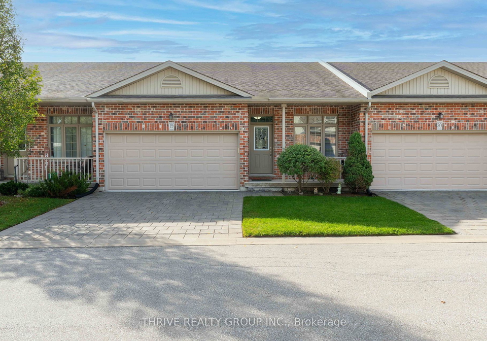 220-walnut-street-lucan-biddulph-ontario-x13822122