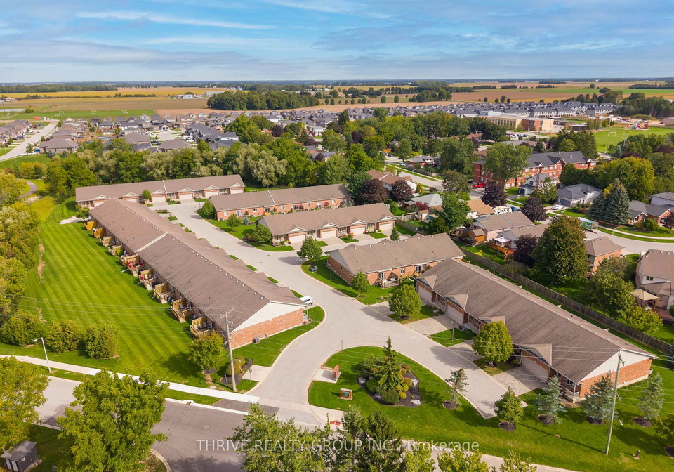 220-walnut-street-lucan-biddulph-ontario-x13822122