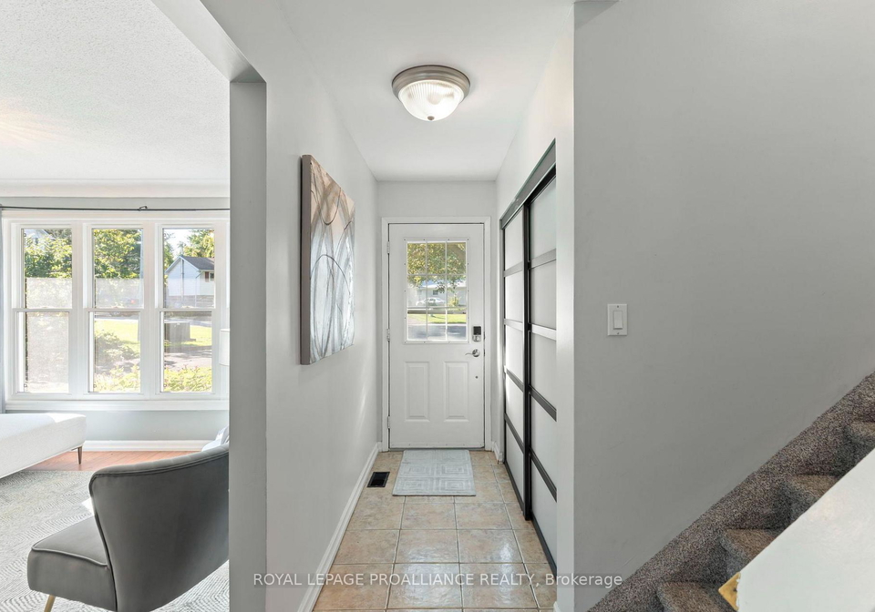 28-massey-place-brockville-ontario-x13822124