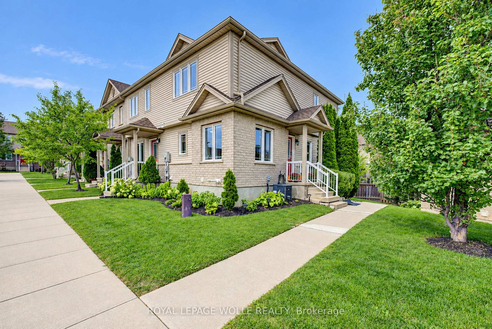 10-foxglove-crescent-kitchener-ontario-x13822160
