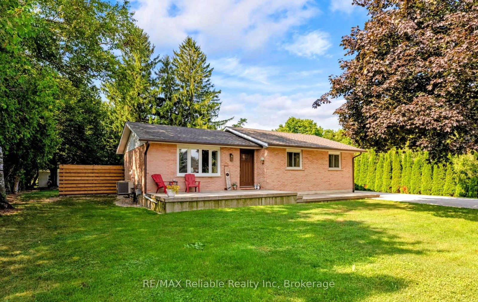 38823-vienna-street-bluewater-ontario-x13822216
