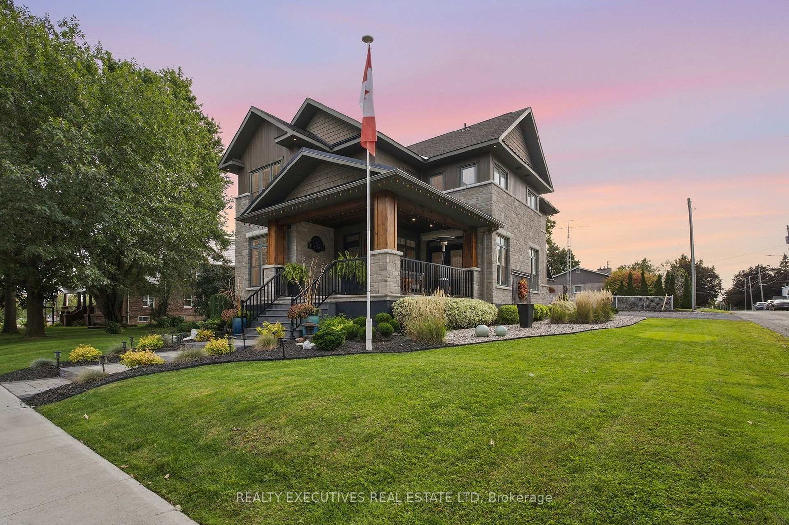 534-st-lawrence-street-north-dundas-ontario-x13822294