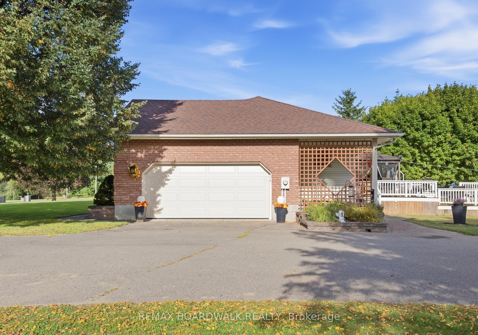 2725-mcintosh-road-augusta-ontario-x13822432