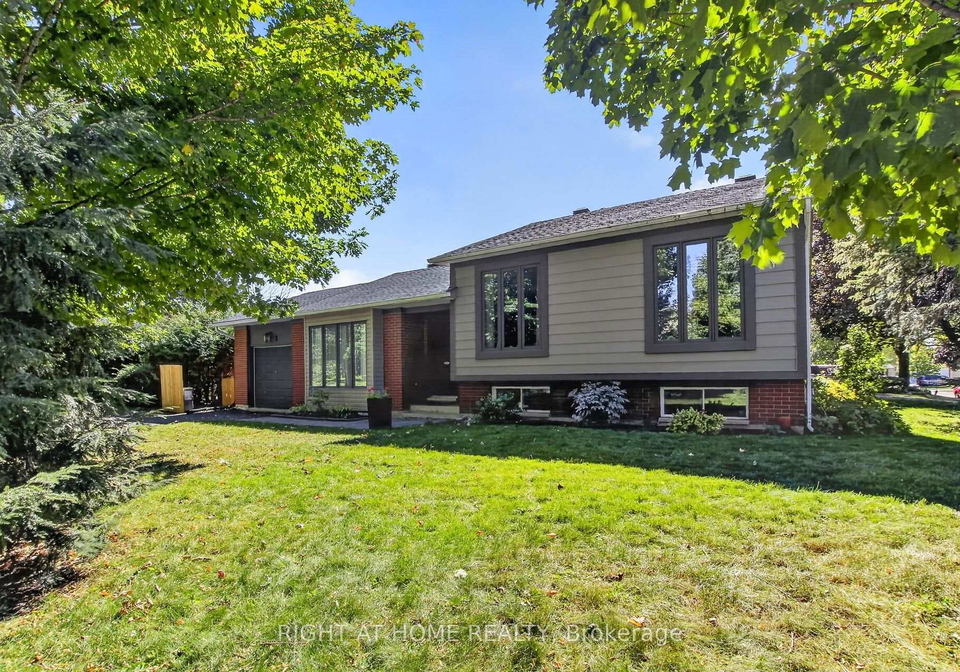 3-pommel-crescent-kanata-ontario-x13822526