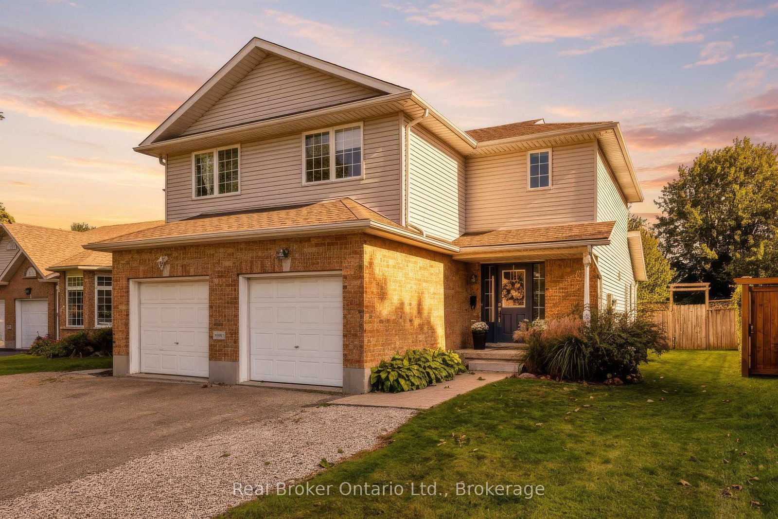 91-york-street-e-centre-wellington-ontario-x13822676