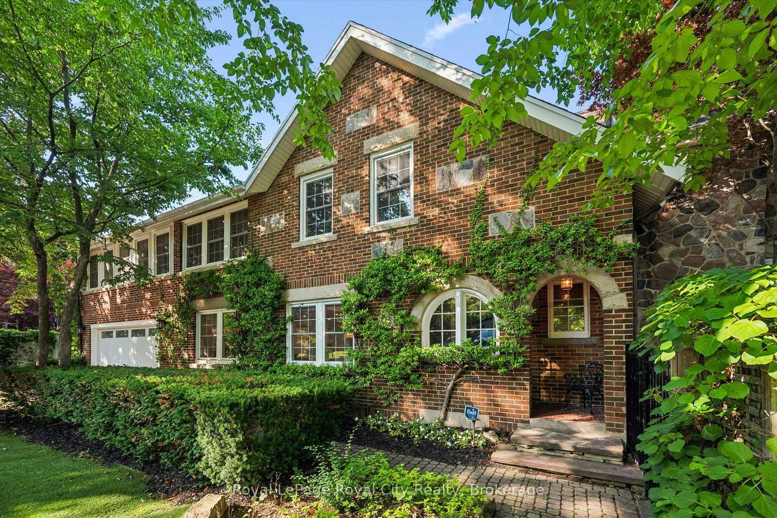 1-barber-avenue-guelph-ontario-x13822774