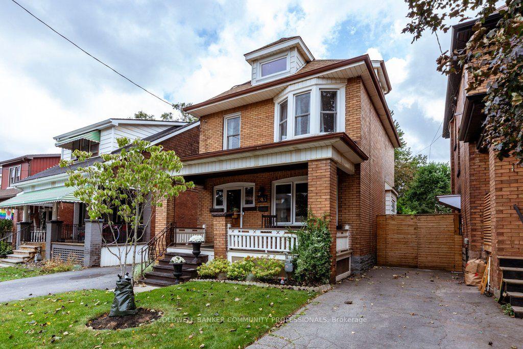 243-grosvenor-avenue-s-hamilton-ontario-x13822858
