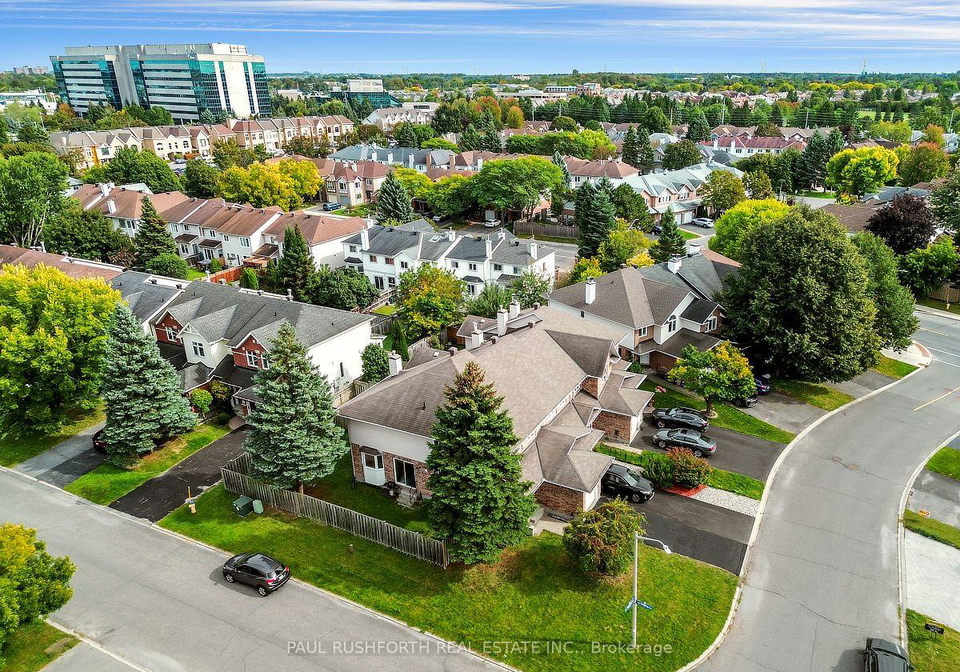 140-thornbury-crescent-ottawa-ontario-x13822982