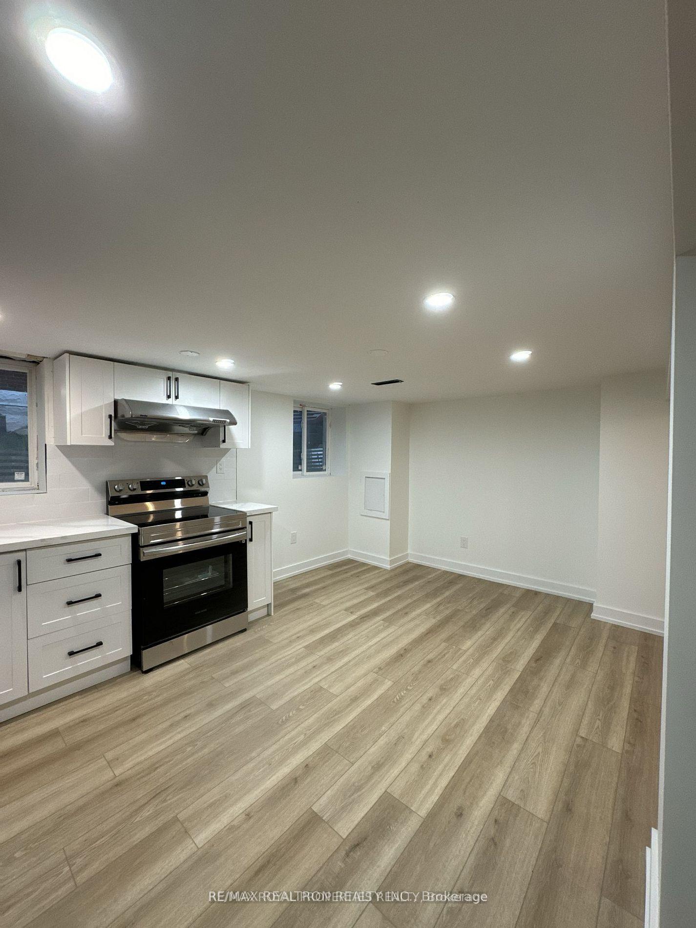 293-east-17th-street-hamilton-ontario-x13823384