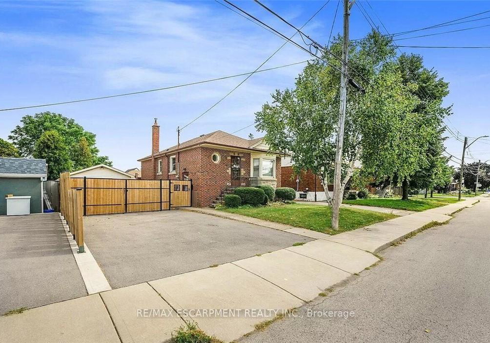 125-east-31st-street-hamilton-ontario-x13823394