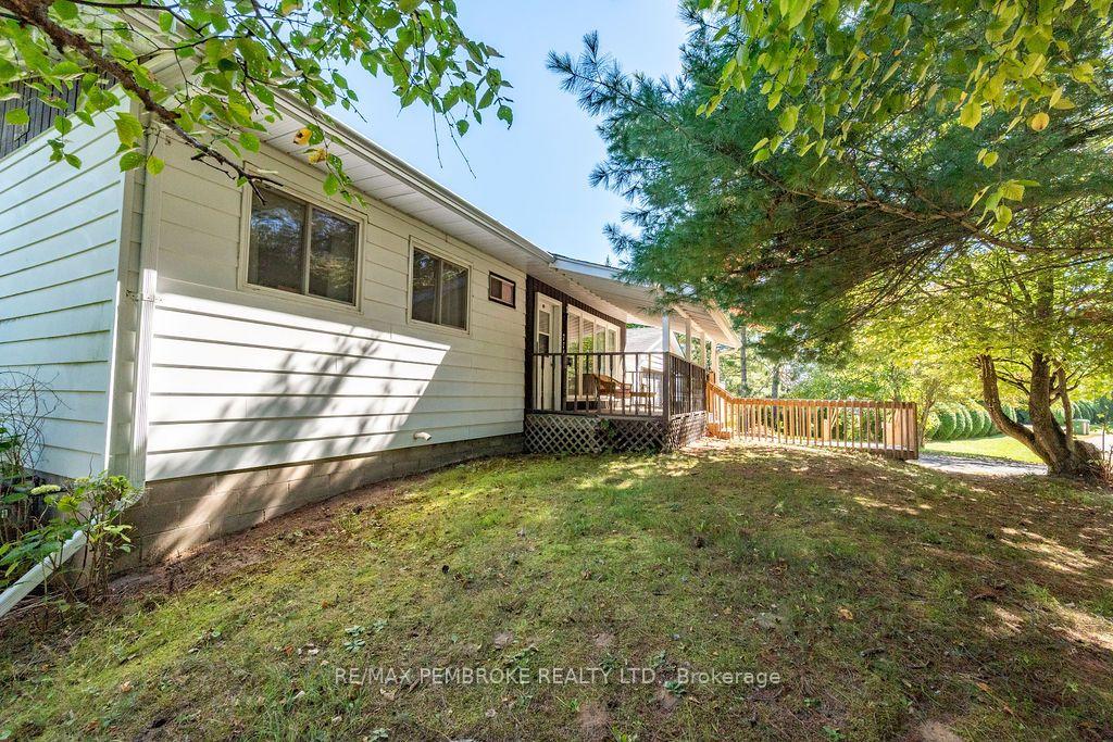 774-pinegrove-crescent-petawawa-ontario-x13823436