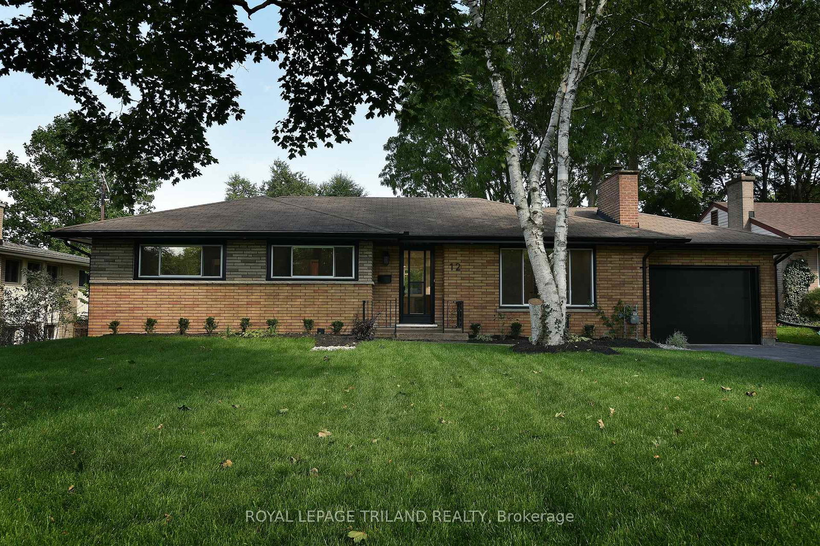 12-mountsfield-drive-london-south-ontario-x13823526