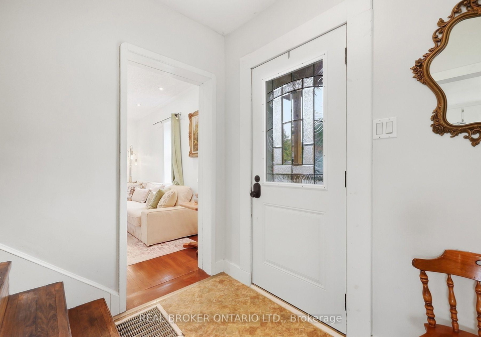 22-temperance-street-perth-east-ontario-x13823528