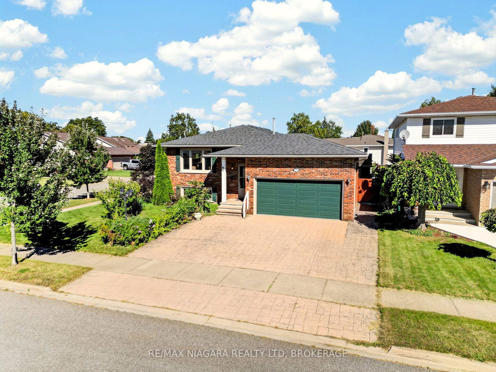 7905-salisbury-place-niagara-falls-ontario-x13823586