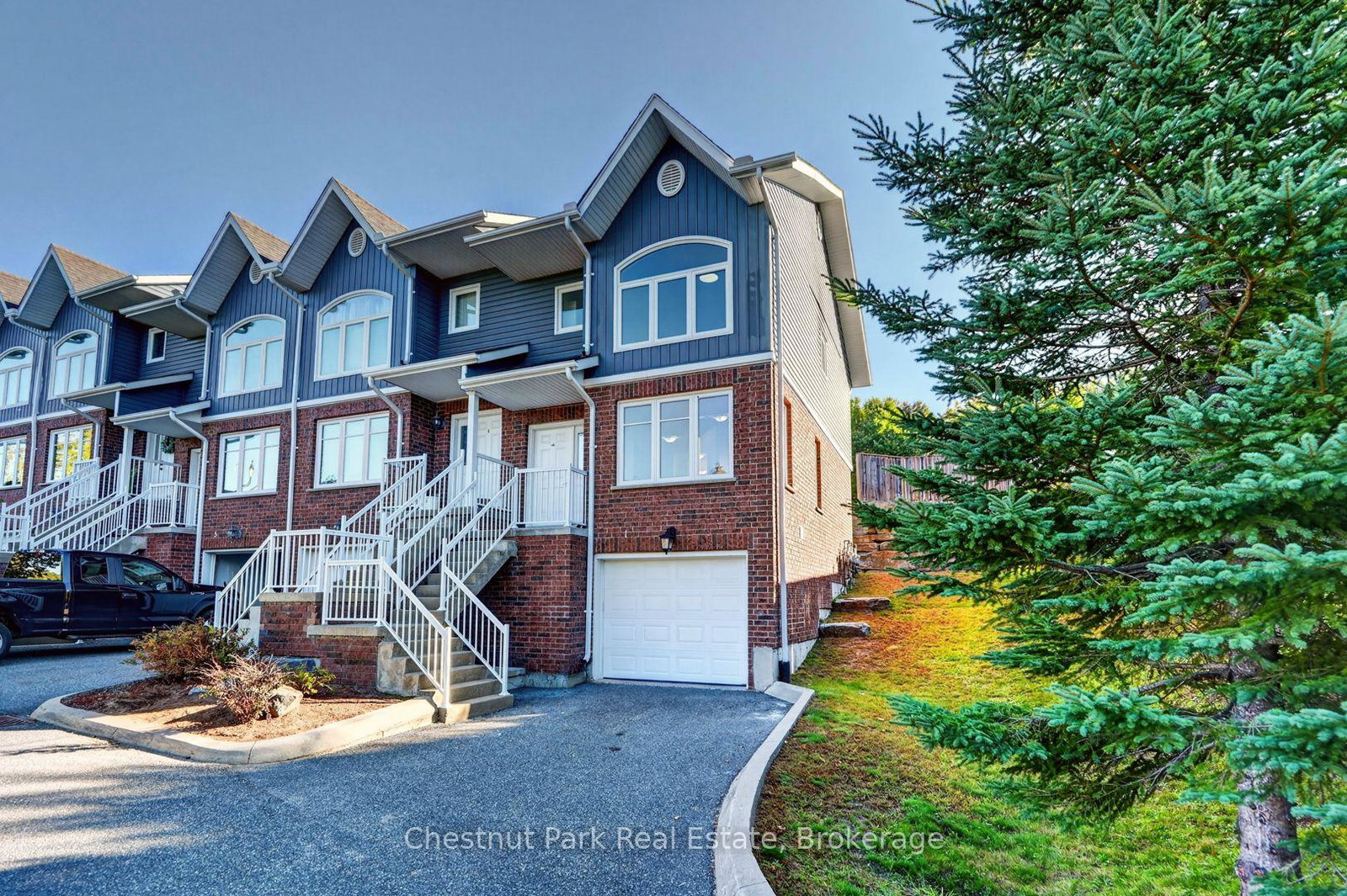 37-silver-street-huntsville-ontario-x13823624