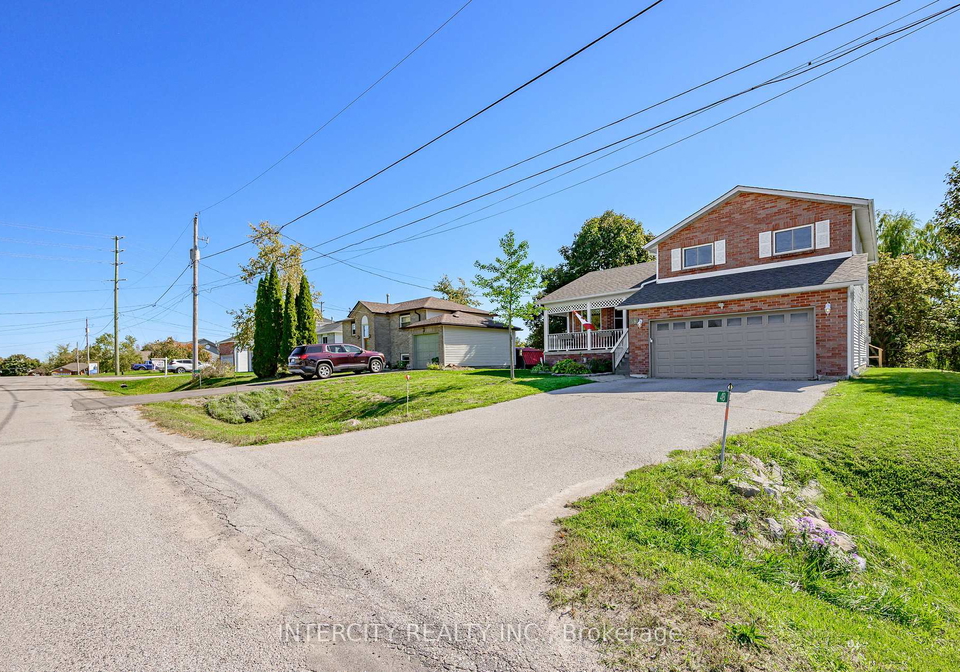 48-champlain-boulevard-kawartha-lakes-ontario-x13823722