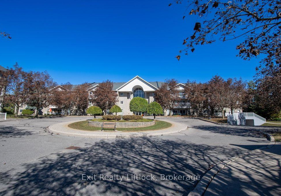 1099-clonsilla-avenue-peterborough-ontario-x13823988