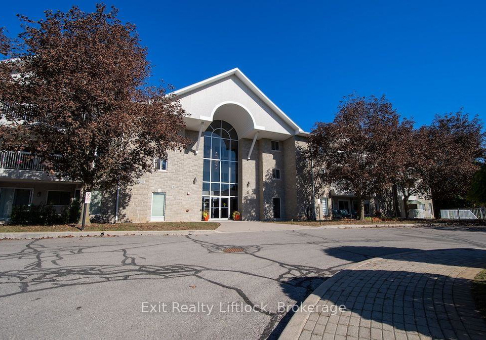 1099-clonsilla-avenue-peterborough-ontario-x13823988