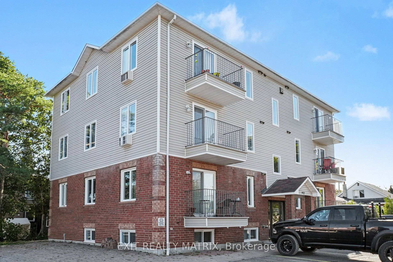 902-notre-dame-street-russell-ontario-x13824018