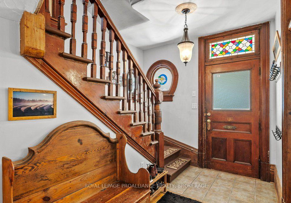 236-frontenac-street-kingston-ontario-x13824054