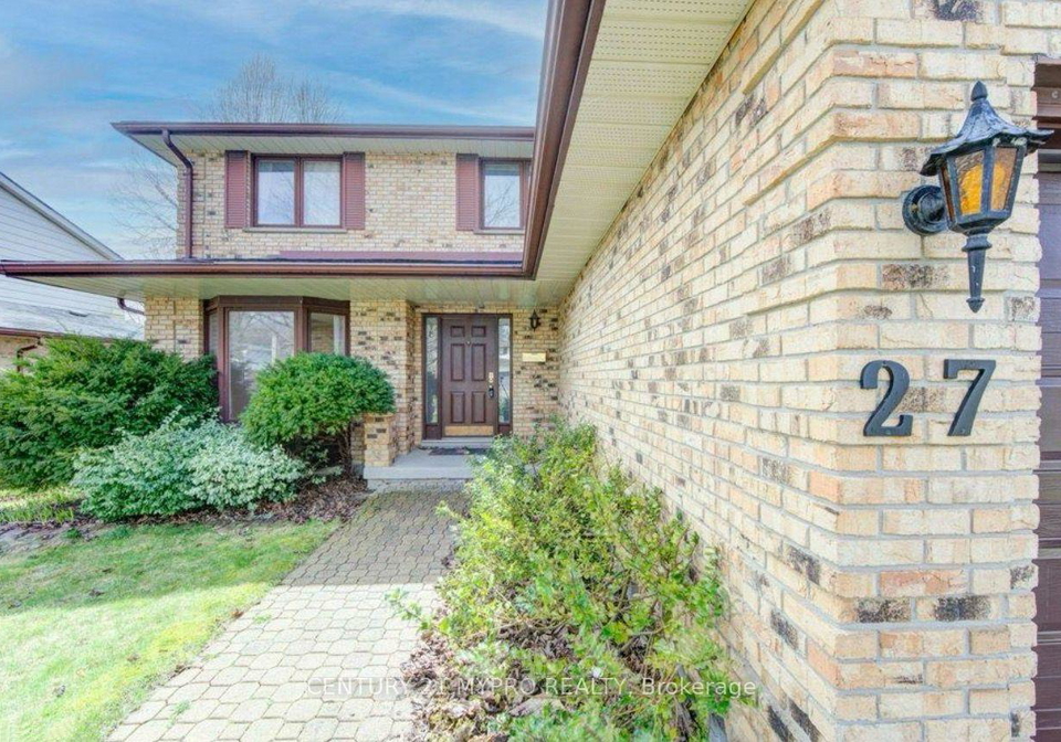 27-walmer-gardens-london-north-ontario-x13824084