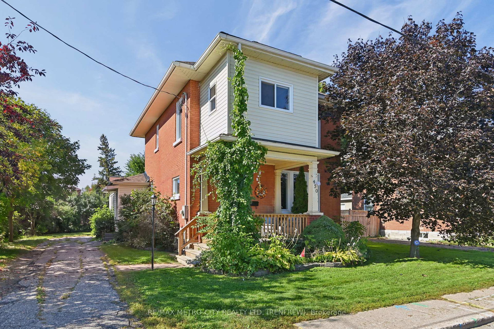 450-barr-street-renfrew-ontario-x13824466