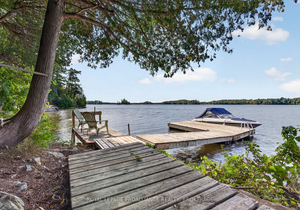18-lb5-road-rideau-lakes-ontario-x13824474